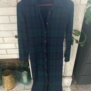 Faherty Blackwatch Plaid Maxi Shirt Dress in Green and Navy